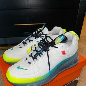 Nike Air Max 720-818 WorldWide